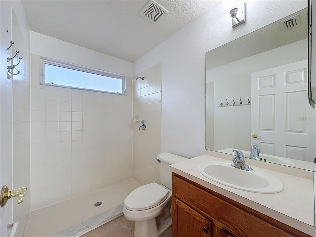 2021 Rutherford Drive Dover, FL 33527 - Photo 38 of 54