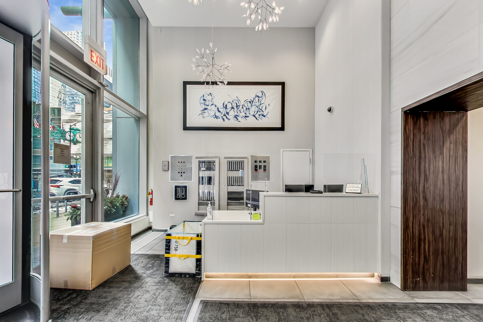 8 East Randolph Street, Unit 1602 Chicago, IL 60601 - Photo 4 of 35