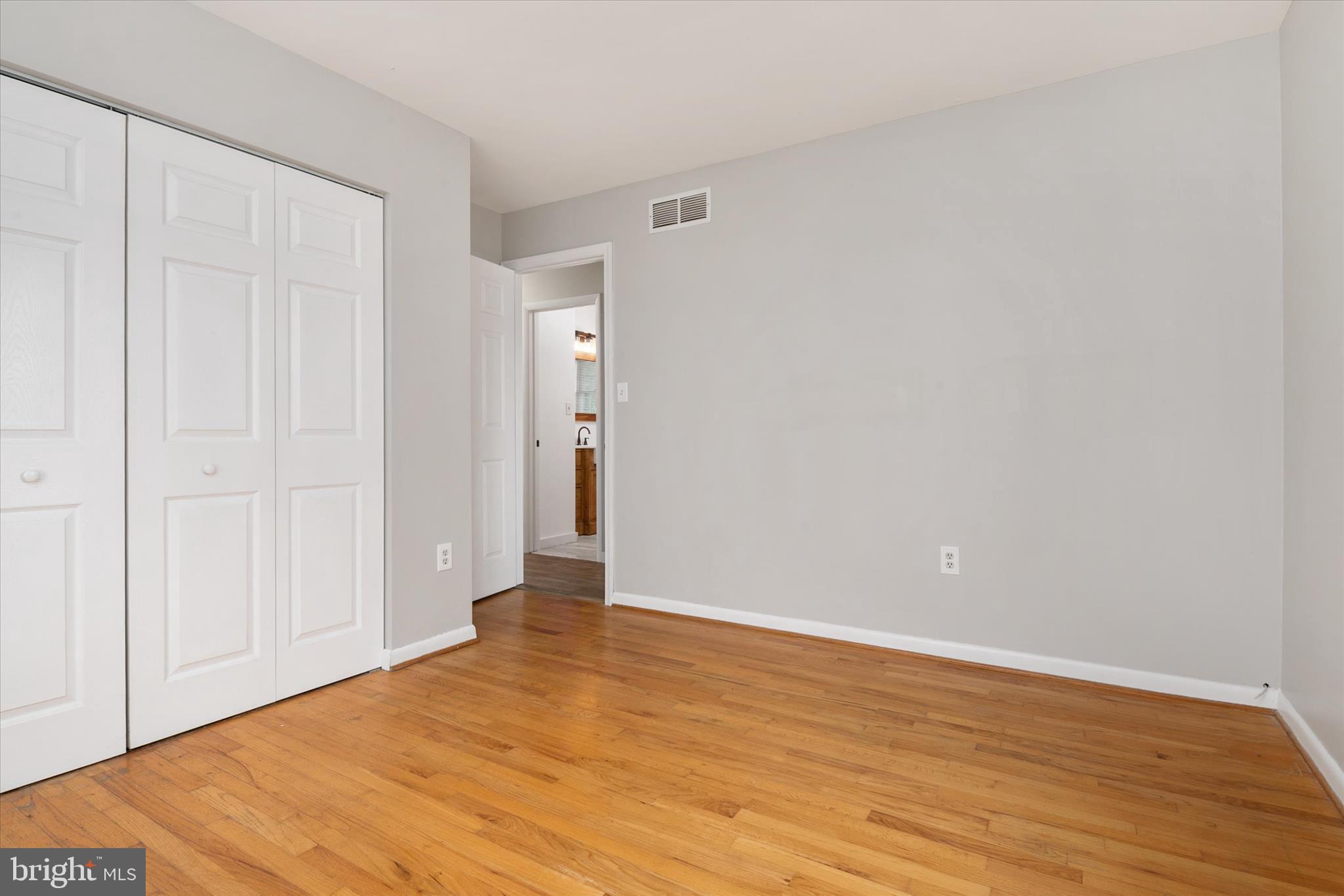 169 Roland Road Pasadena, MD 21122 - Photo 28 of 35