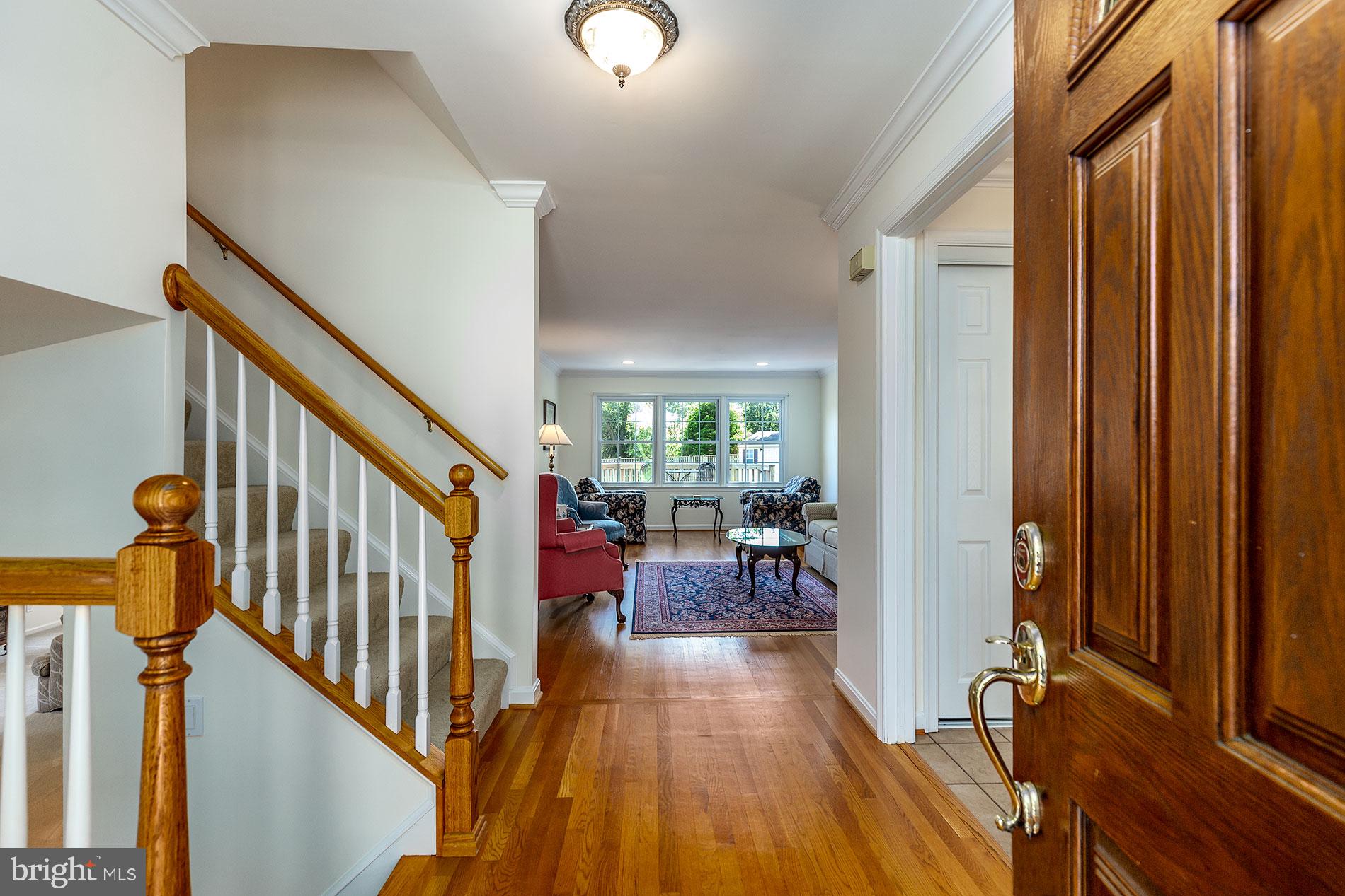 2407 Rocky Branch Road Vienna, VA 22181 - Photo 3 of 39 Gallery Image 3