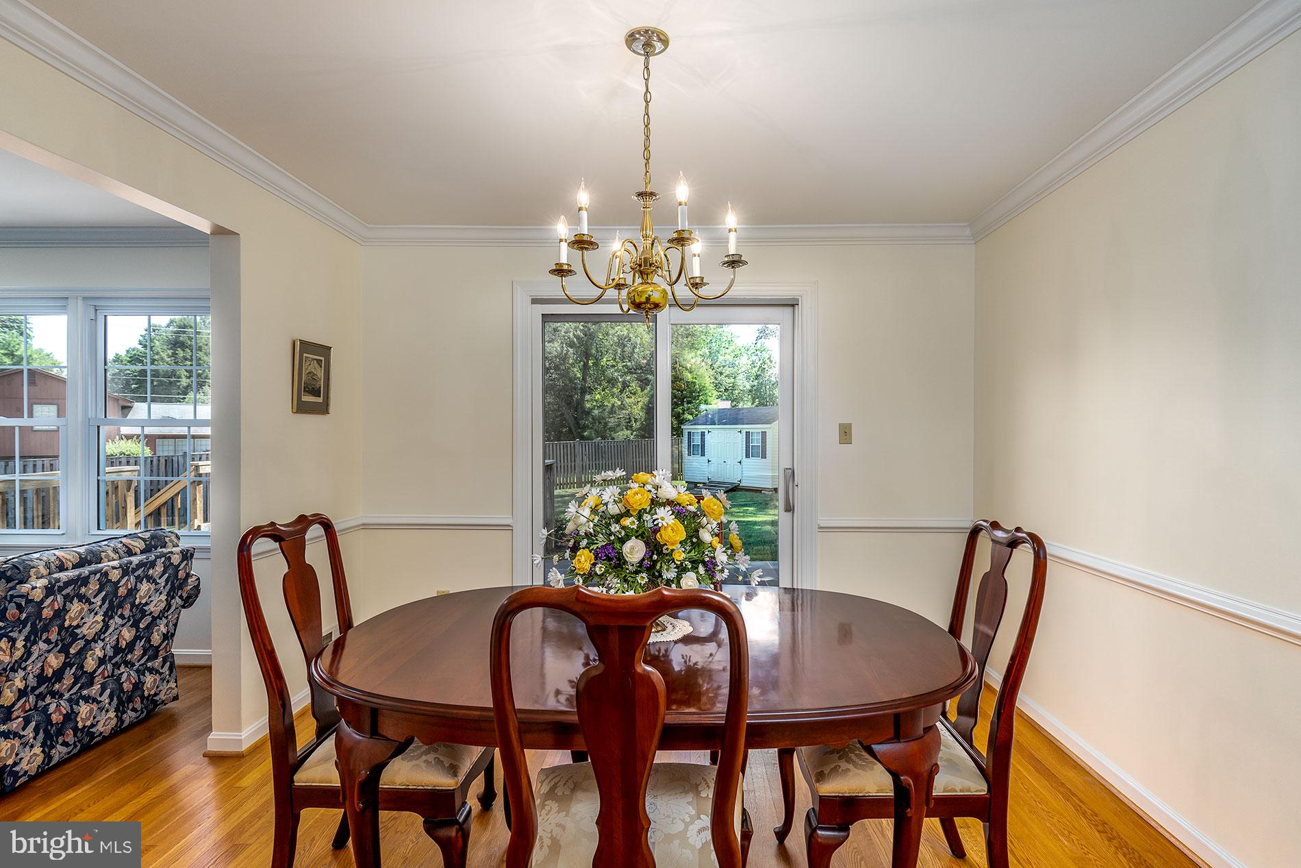 2407 Rocky Branch Road Vienna, VA 22181 - Photo 8 of 39 Gallery Image 8