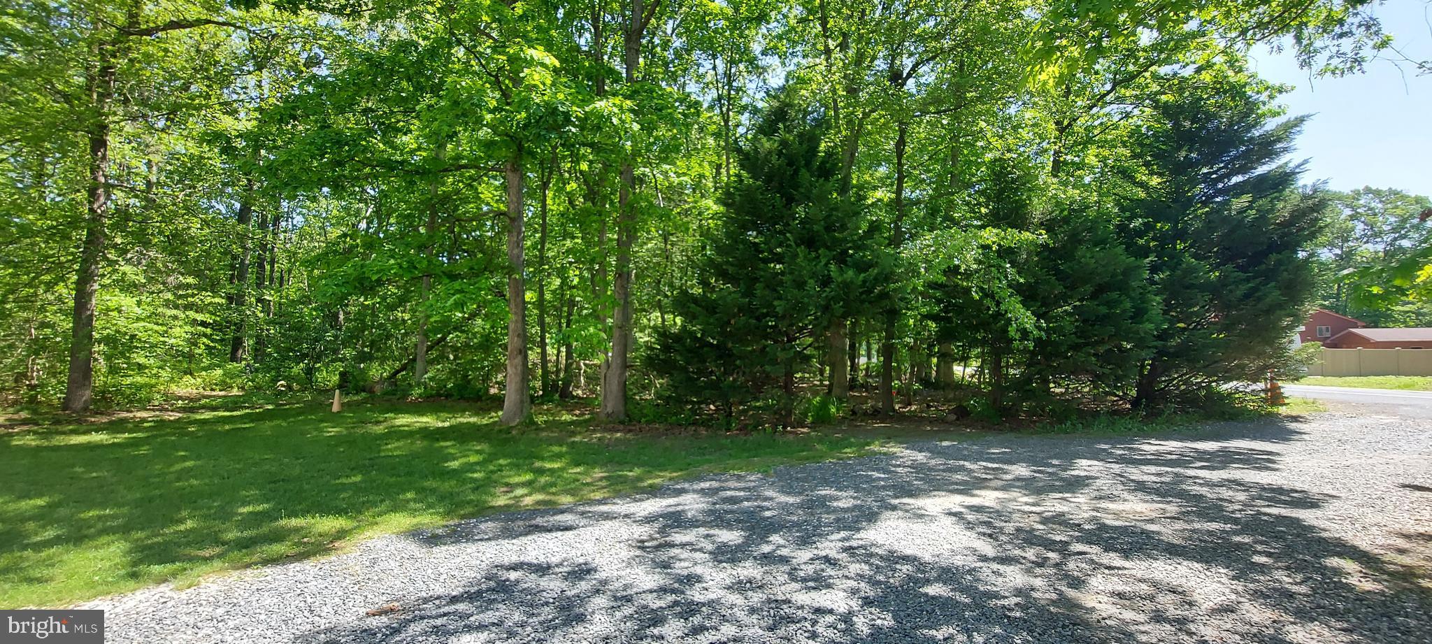 210 Magothy Bridge Road Pasadena, MD 21122 - Photo 3 of 72 Craving privacy and space? This is it!