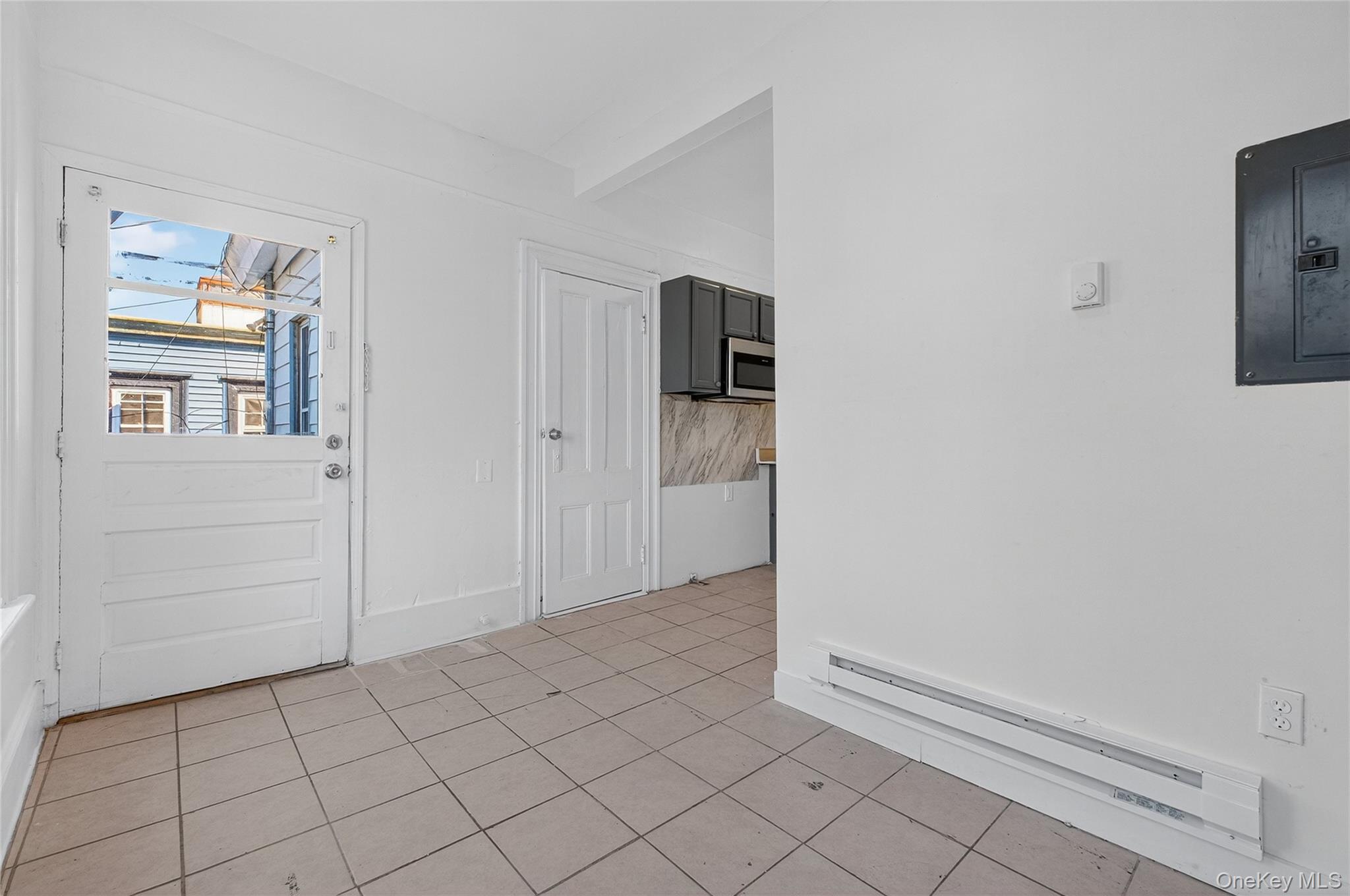 49 South Hamilton Street, Unit 2 Poughkeepsie, NY 12601 - Photo 18 of 27