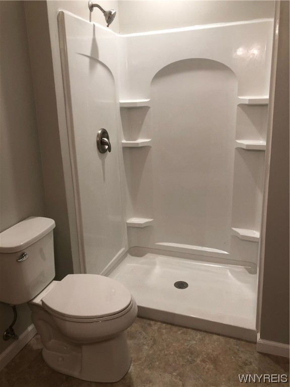 11401 Partridge Road Holland, NY 14080 - Photo 17 of 26 Upper bath