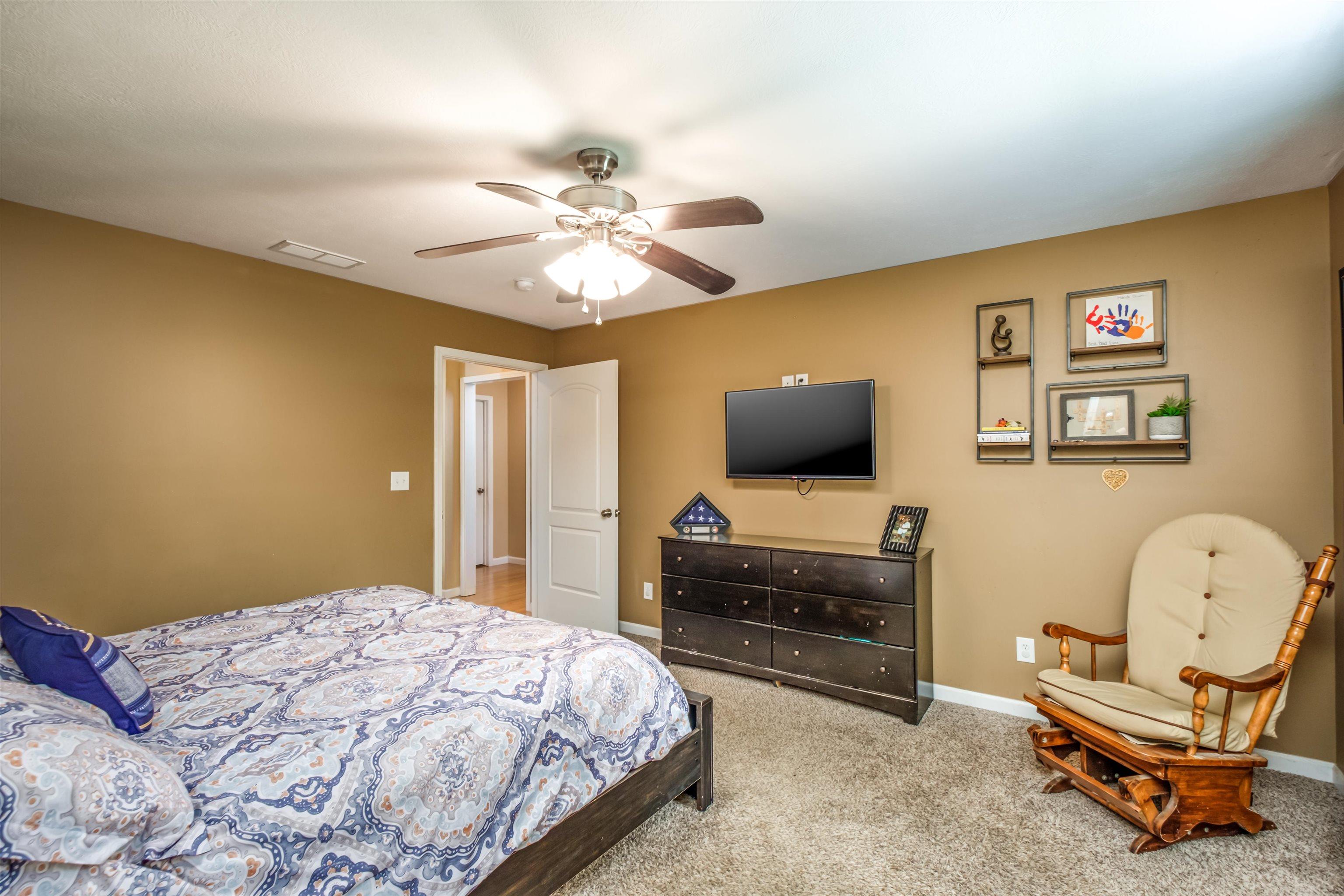 3555 Maul Ridge Road Bedford, IN 47421 - Photo 8 of 35