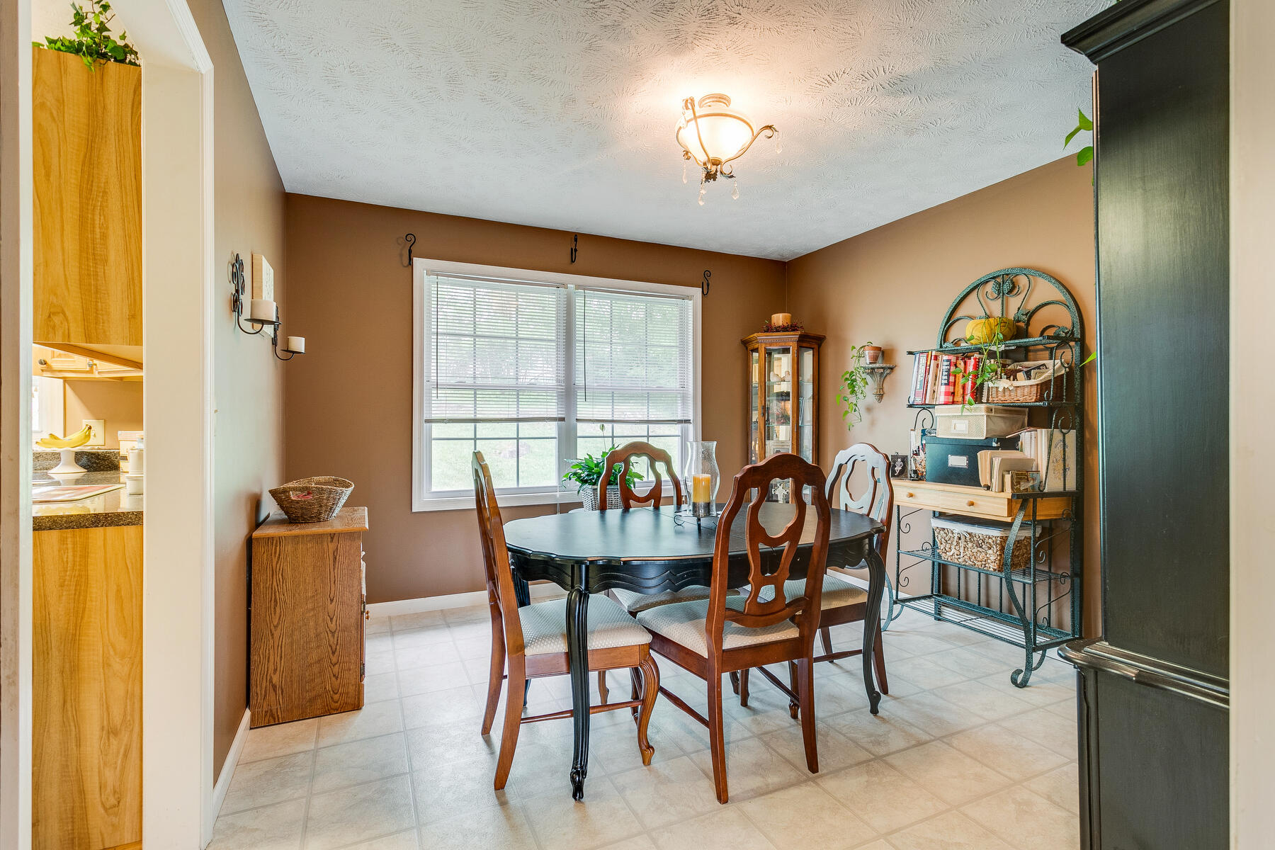 343 Ford Road Kingsport, TN 37663 - Photo 14 of 57 013