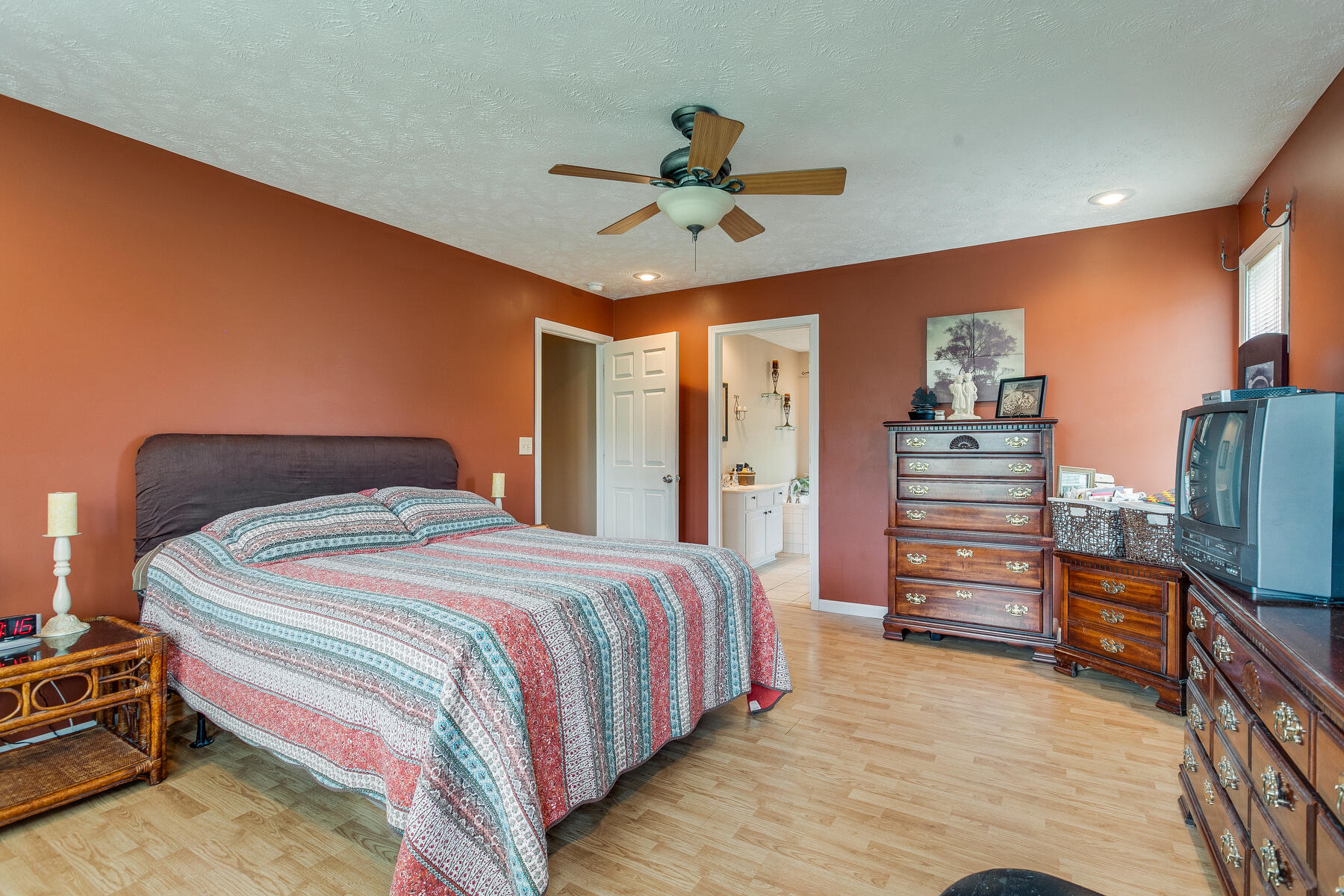 343 Ford Road Kingsport, TN 37663 - Photo 26 of 57 025