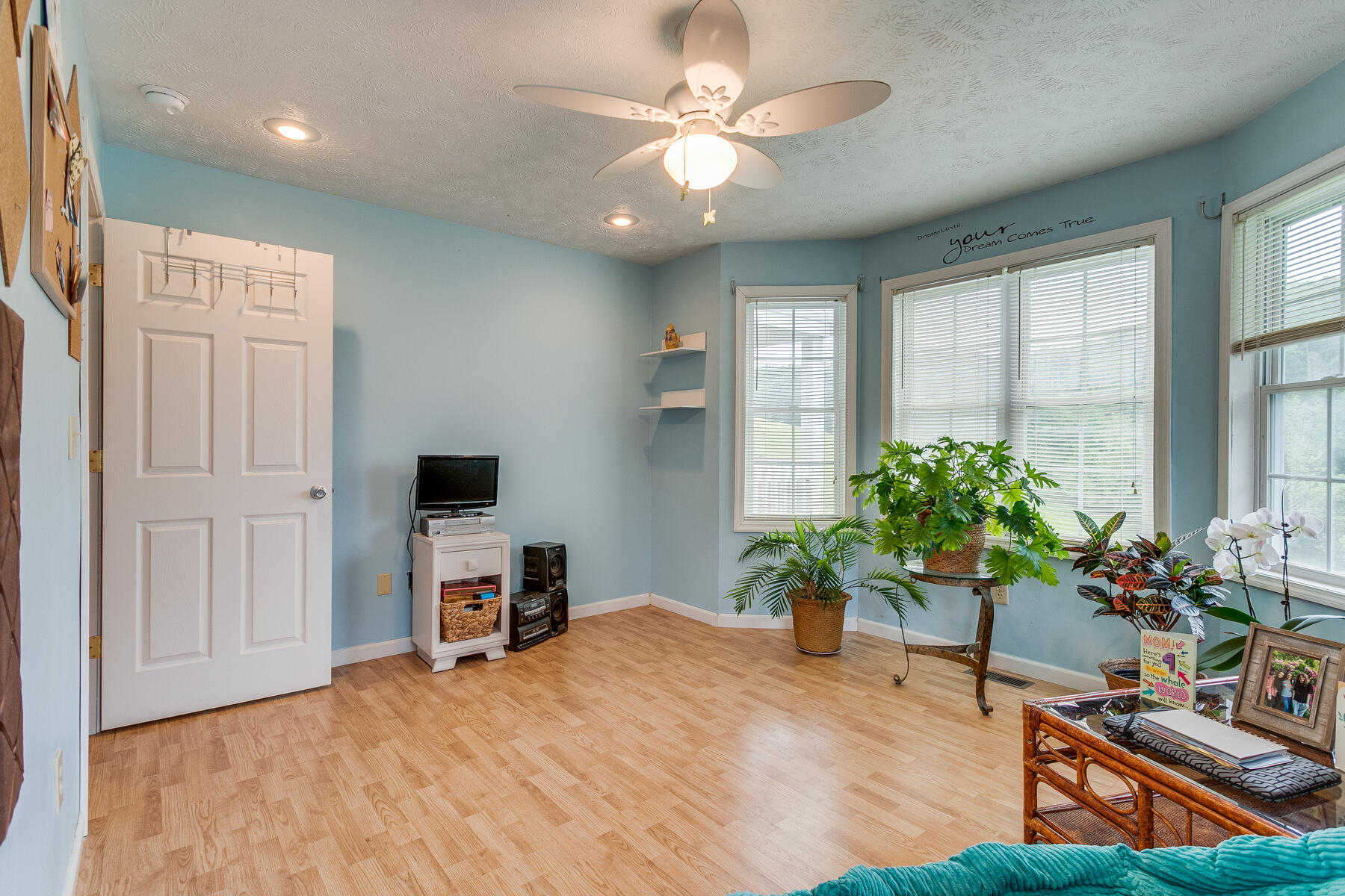 343 Ford Road Kingsport, TN 37663 - Photo 32 of 57 031