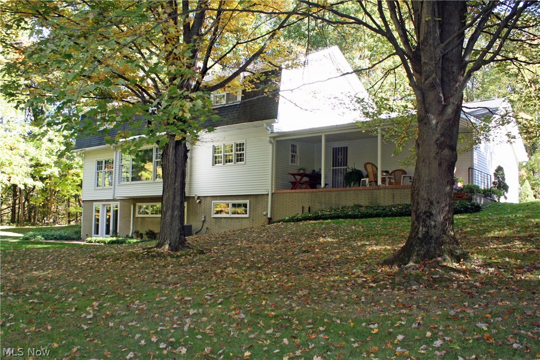 617 Falls Road Chagrin Falls, OH 44022 - Photo 3 of 23 Gallery Image 3