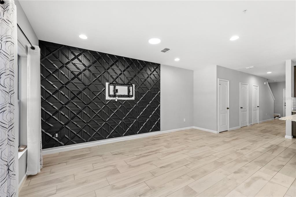 260 Smugglers Way Apopka, FL 32712 - Photo 11 of 34 a view of an empty room