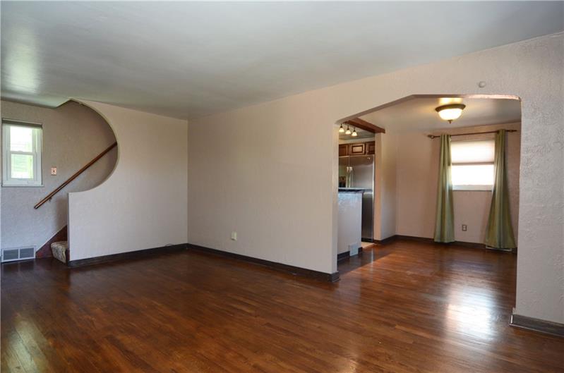 504 East Garden Road Pittsburgh, PA 15227 - Photo 2 of 19 Gallery Image 2
