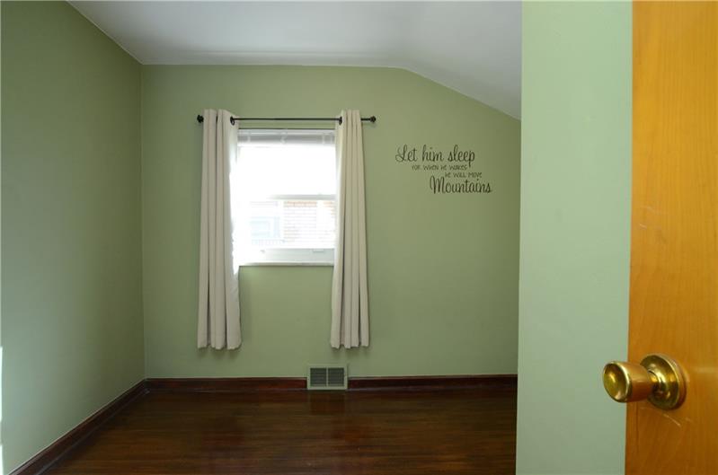 504 East Garden Road Pittsburgh, PA 15227 - Photo 13 of 19 Gallery Image 13