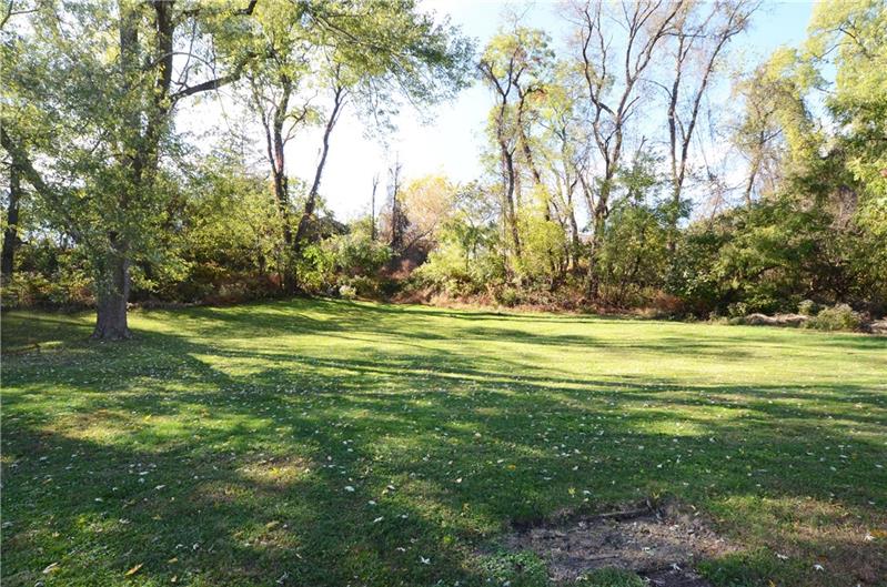 504 East Garden Road Pittsburgh, PA 15227 - Photo 18 of 19 Gallery Image 18