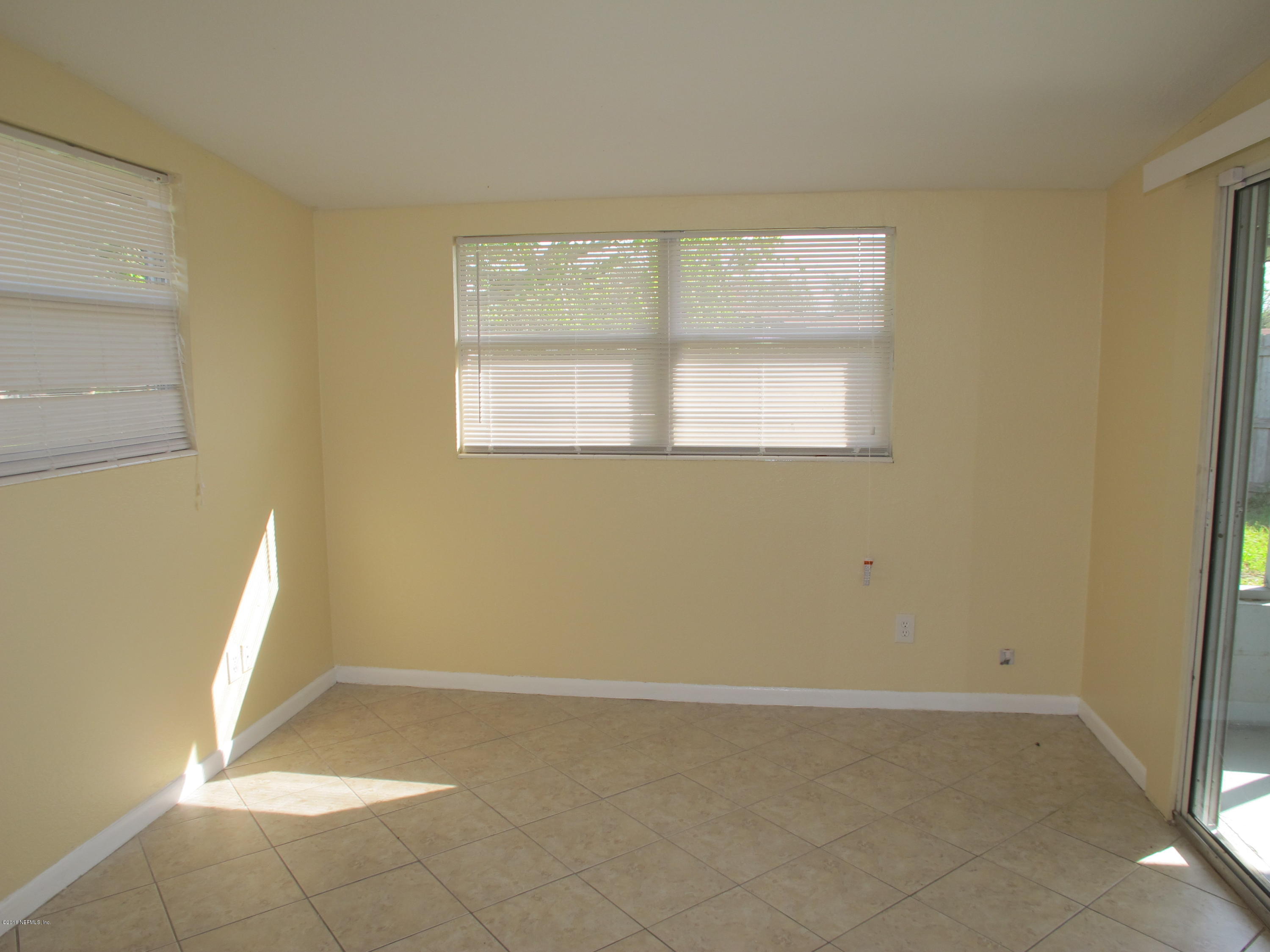 7819 Austin Road Jacksonville, FL 32244 - Photo 8 of 28 Family Room View 2