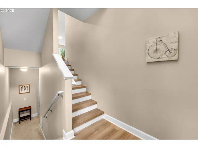 a view of entryway and hall