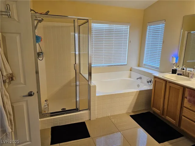 $2,395 | 3732 Shimmering Creek Avenue, North Las Vegas, NV 89031