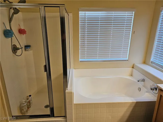 $2,395 | 3732 Shimmering Creek Avenue, North Las Vegas, NV 89031