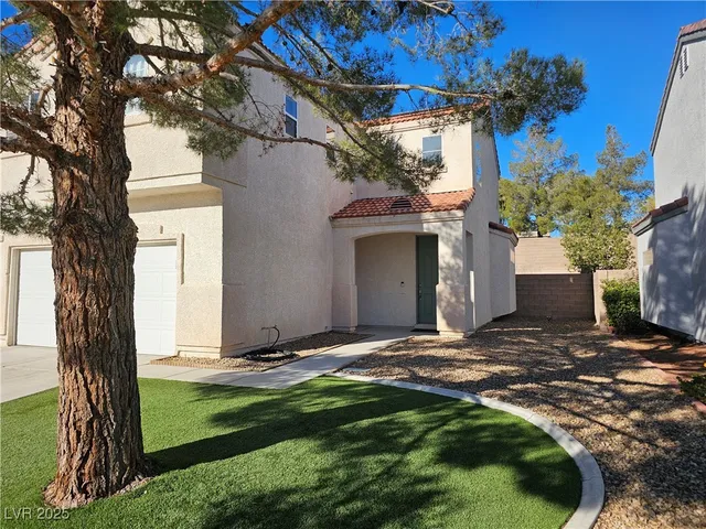 $2,395 | 3732 Shimmering Creek Avenue, North Las Vegas, NV 89031