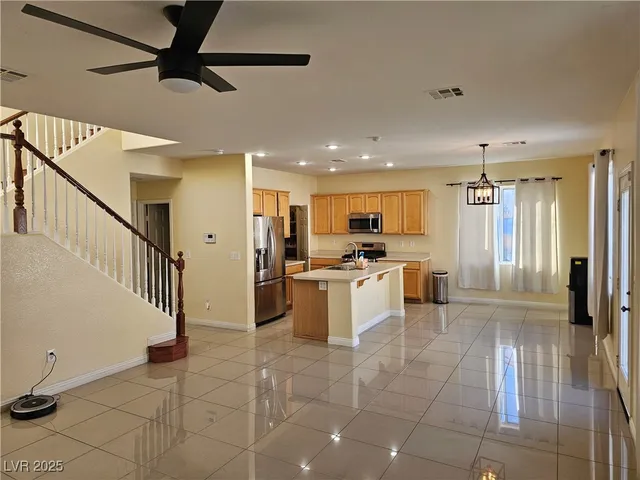 $2,395 | 3732 Shimmering Creek Avenue, North Las Vegas, NV 89031