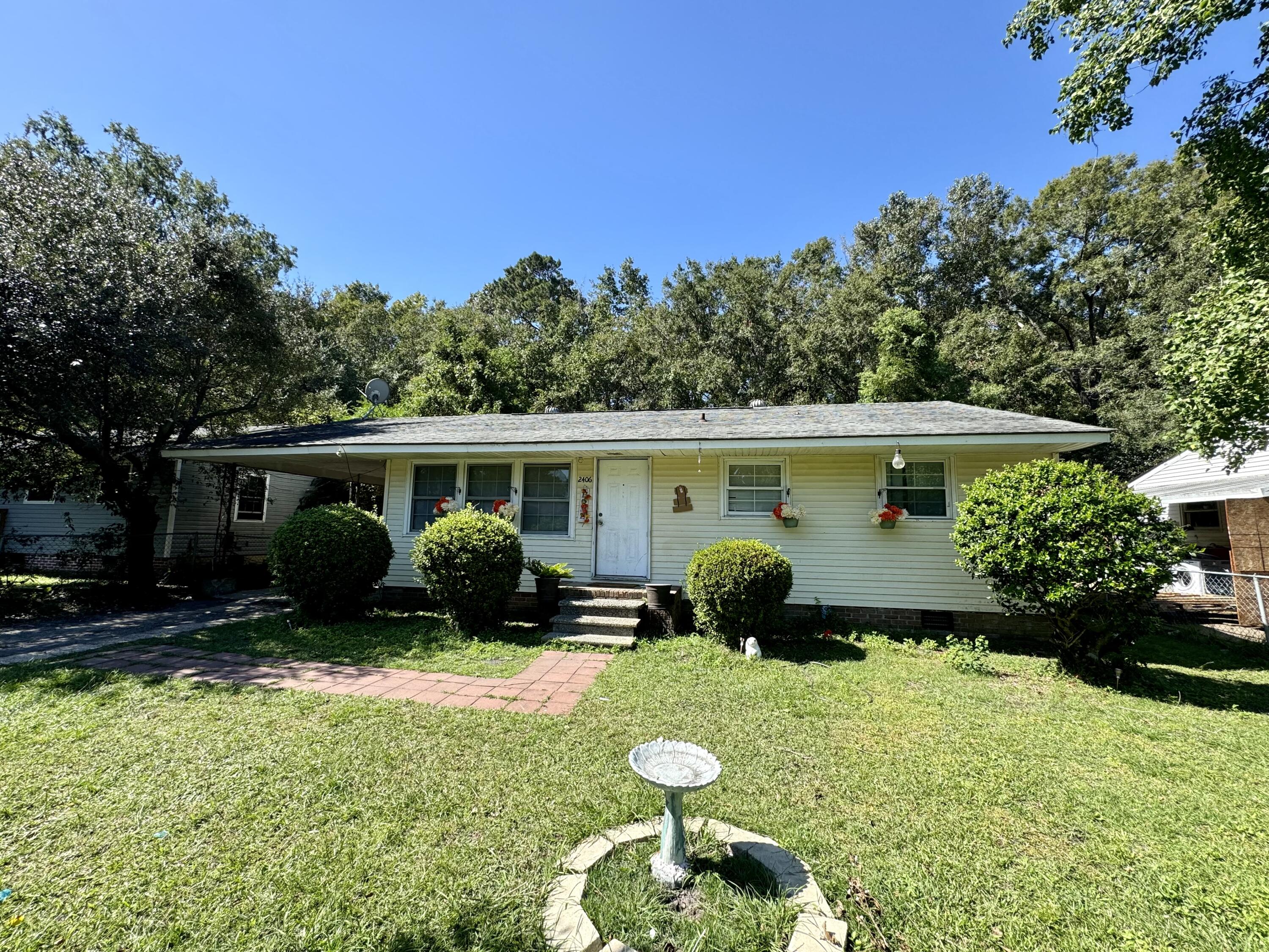 2406 Falcon Road North Charleston, SC 29406 - Photo 2 of 2 IMG_3443
