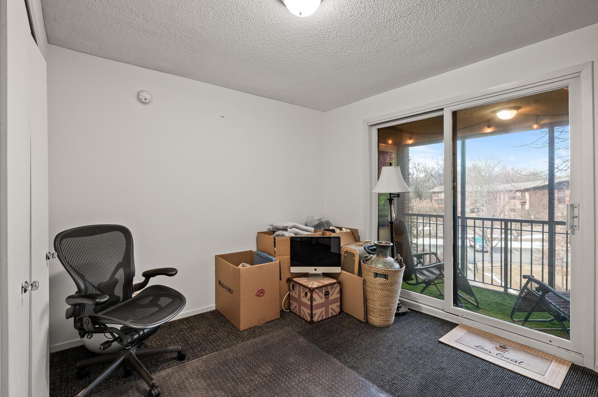 3412 Oak Ridge Road, Unit 309 Hopkins, MN 55305 - Photo 18 of 33