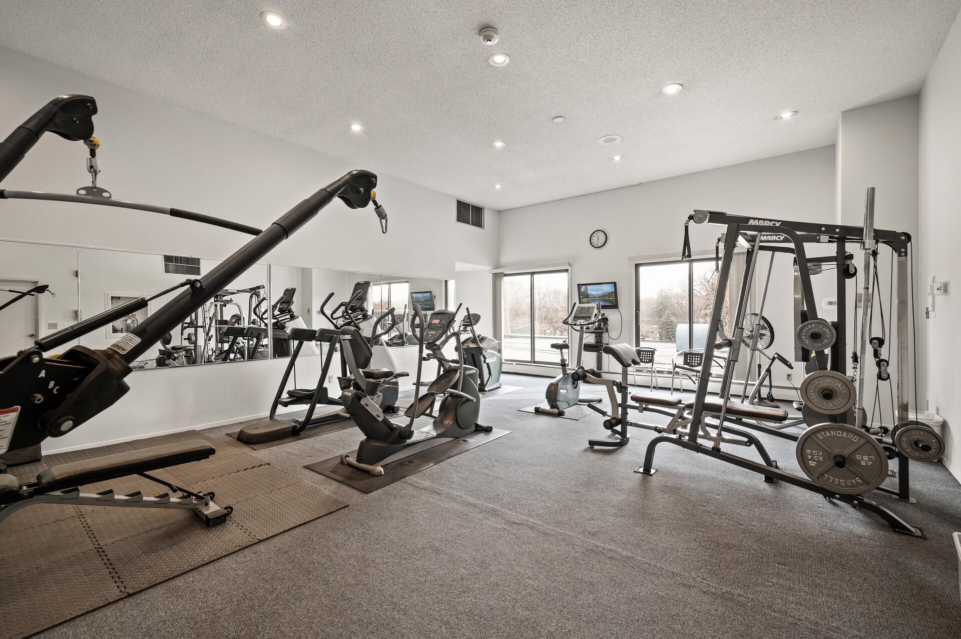 3412 Oak Ridge Road, Unit 309 Hopkins, MN 55305 - Photo 28 of 33