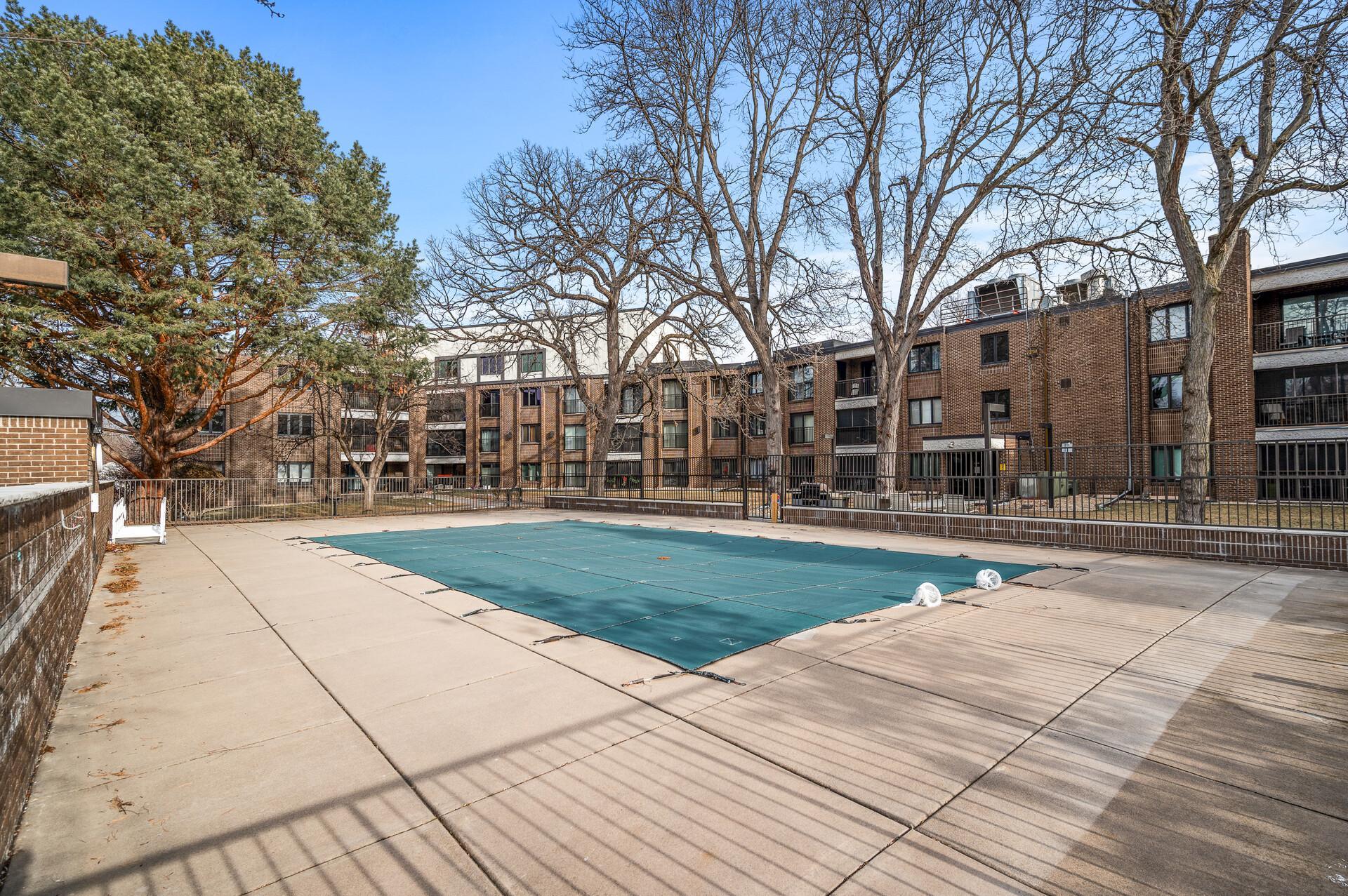 3412 Oak Ridge Road, Unit 309 Hopkins, MN 55305 - Photo 31 of 33