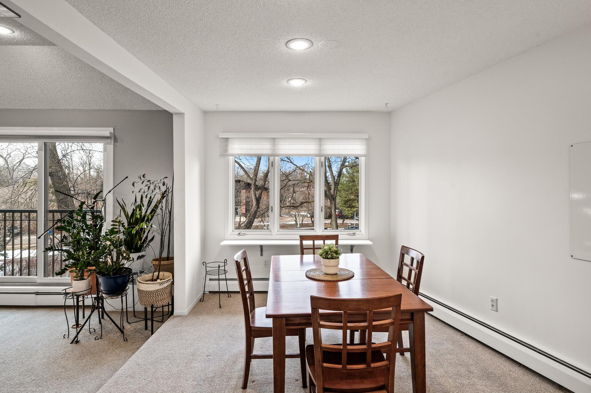 3412 Oak Ridge Road, Unit 309 Hopkins, MN 55305 - Photo 9 of 33