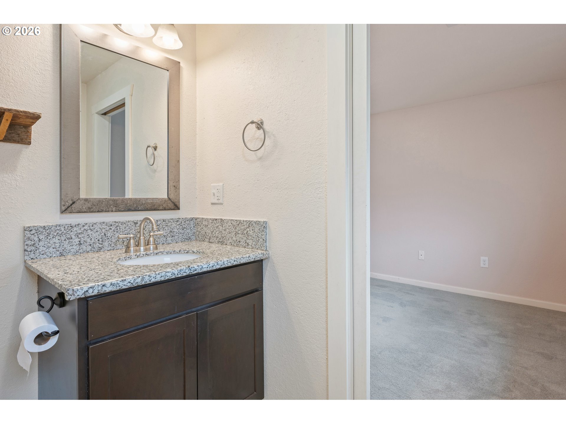 246 South 70th Street Springfield, OR 97478 - Photo 16 of 27