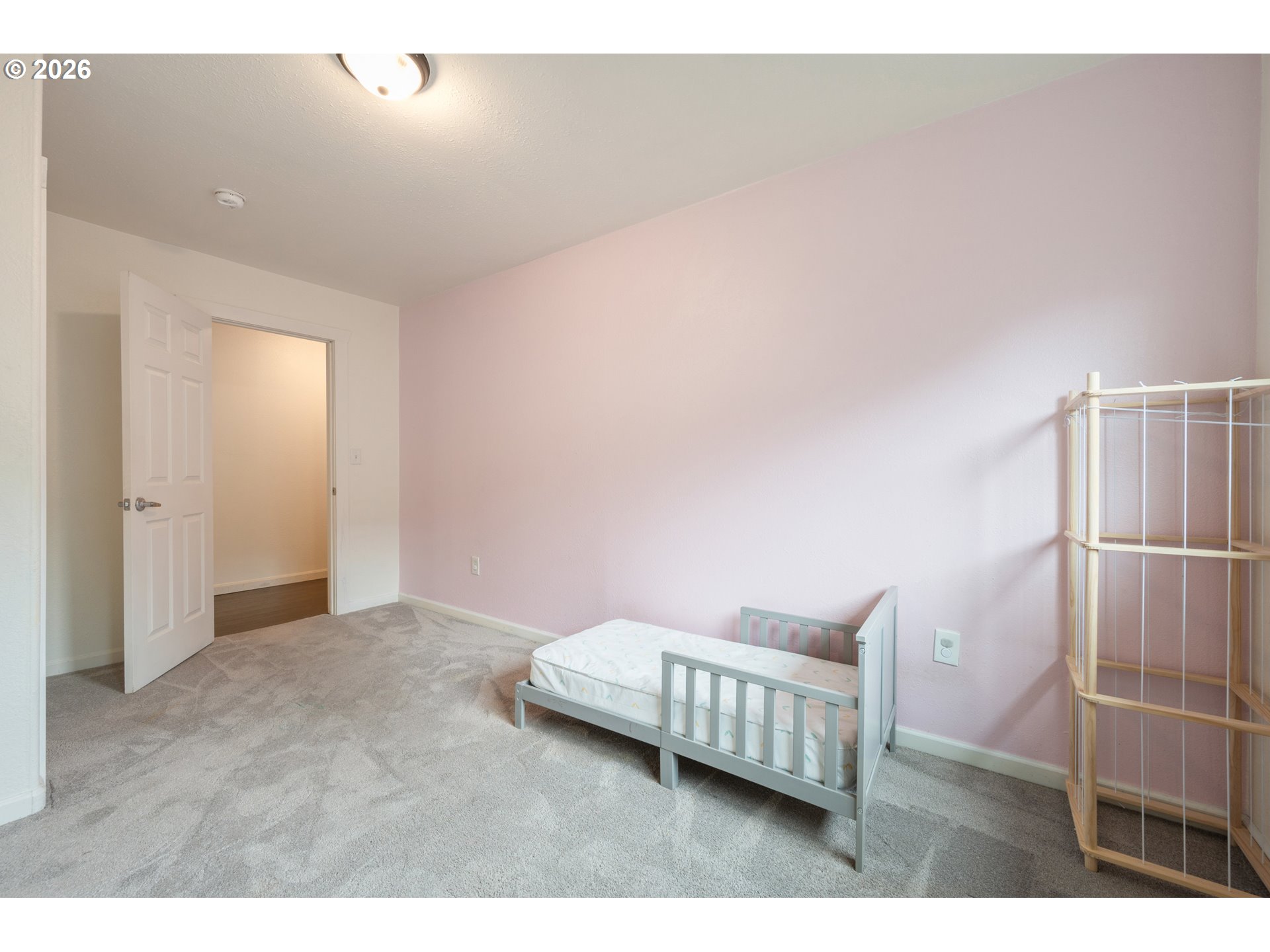 246 South 70th Street Springfield, OR 97478 - Photo 23 of 27