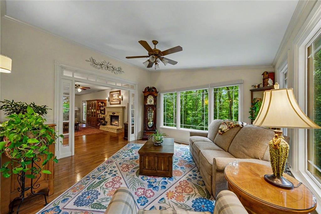 1022 Oak Way Canton, GA 30114 - Photo 15 of 48