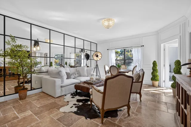 $499,000 | 100 Uno Lago Drive, Unit 103, Juno Beach, FL 33408