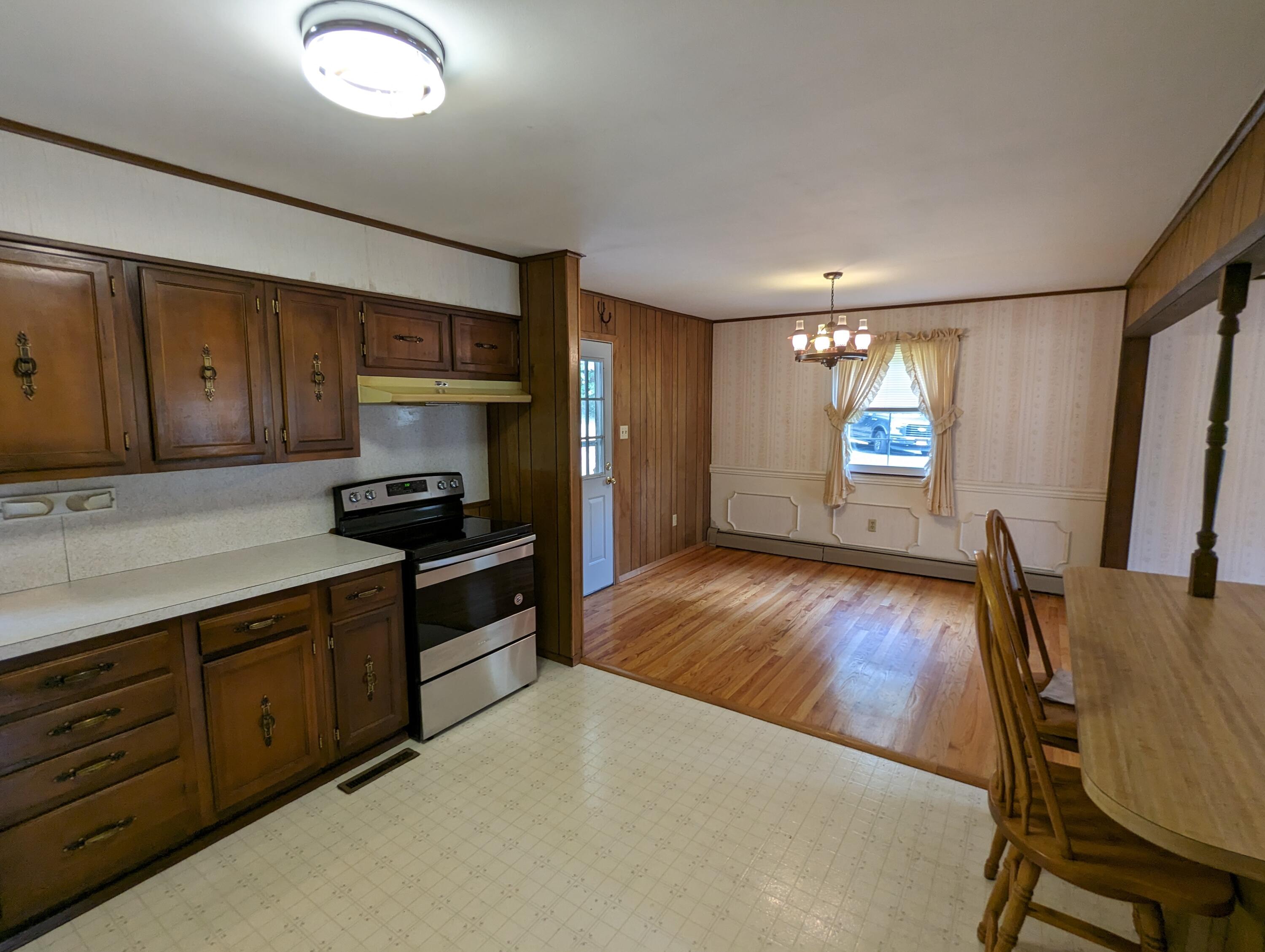 172 Robin Ridge Road Rocky Mount, VA 24151 - Photo 19 of 37 PXL_20240709_193325366