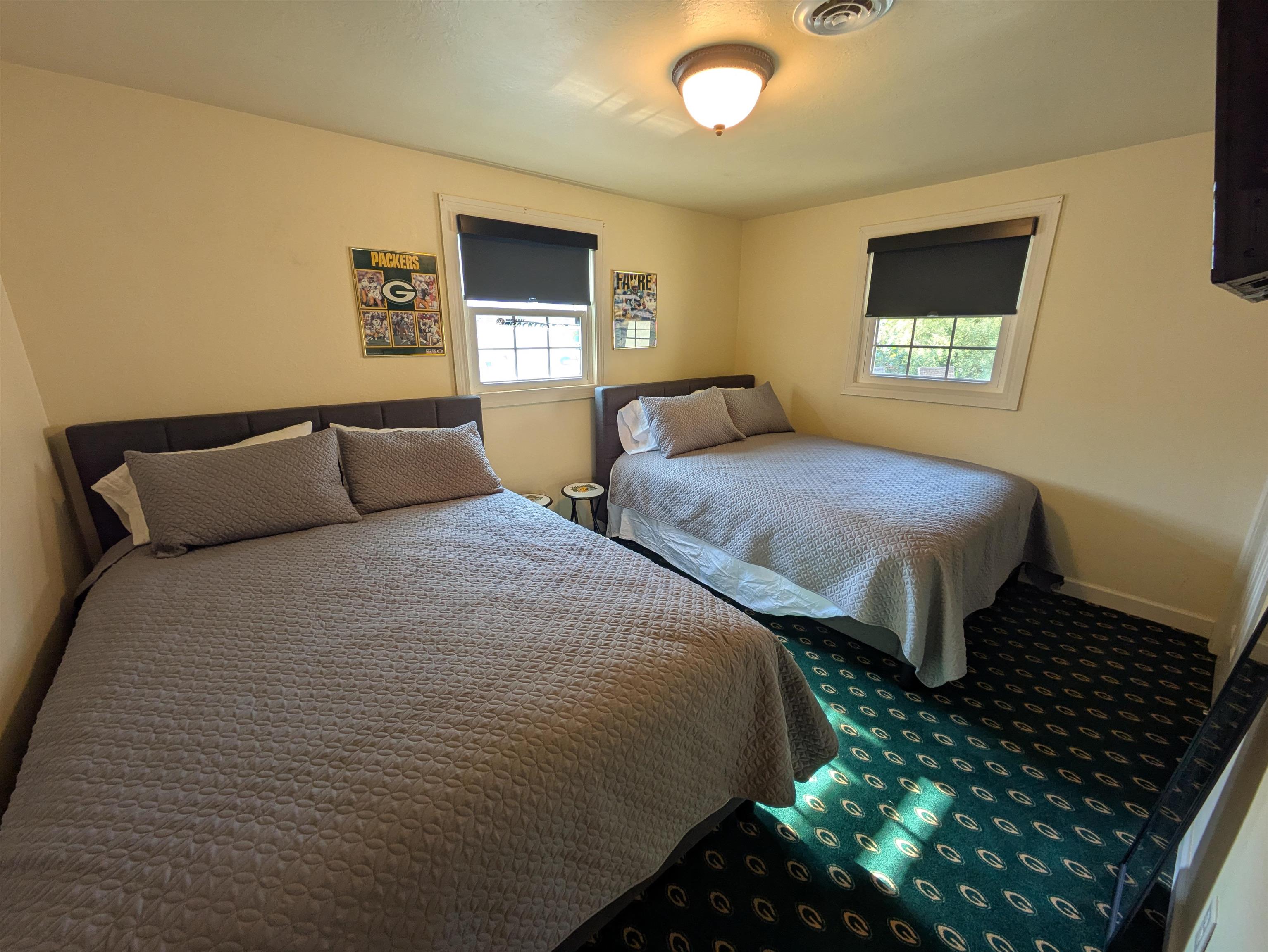 1735 South Oneida Street Green Bay, WI 54304 - Photo 6 of 18