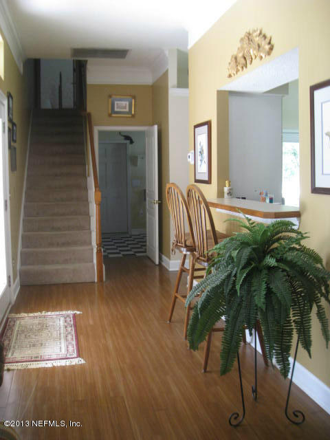 1650 Mccaul Road Jacksonville, FL 32220 - Photo 16 of 40 16 breakfast bar