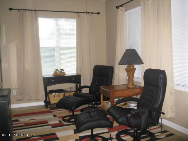 1650 Mccaul Road Jacksonville, FL 32220 - Photo 24 of 40 24 sitting room off the master