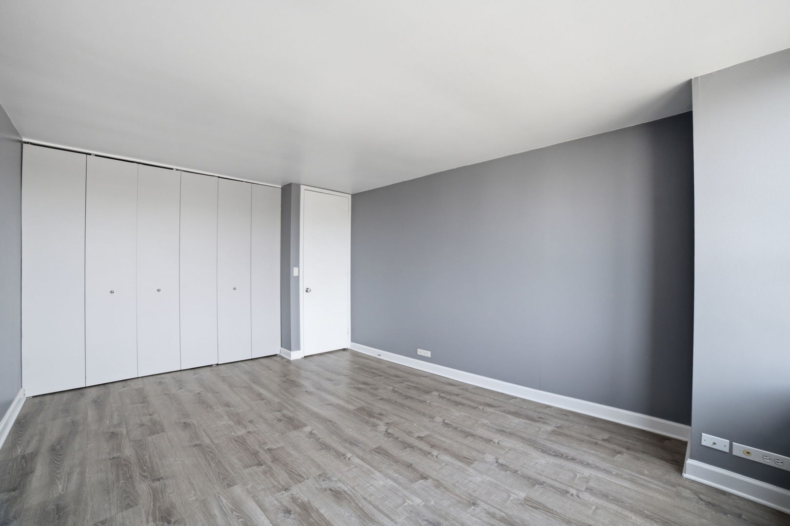 655 West Irving Park Road, Unit 1704 Chicago, IL 60613 - Photo 21 of 33 Gallery Image 21