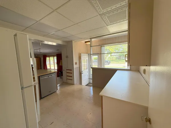 $285,000 | 1400 Sherwood Court, Dearborn, MI 48124