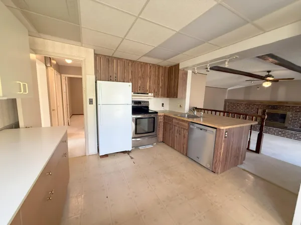 $285,000 | 1400 Sherwood Court, Dearborn, MI 48124