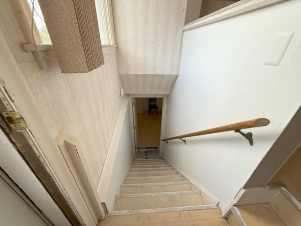 $285,000 | 1400 Sherwood Court, Dearborn, MI 48124