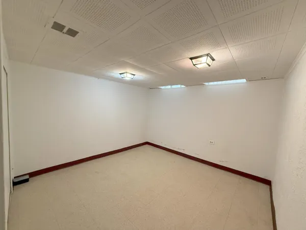 $285,000 | 1400 Sherwood Court, Dearborn, MI 48124