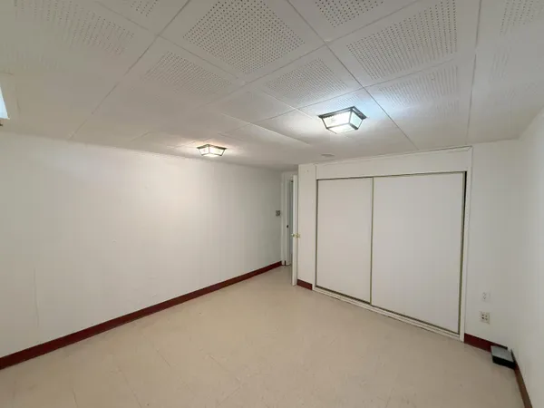 $285,000 | 1400 Sherwood Court, Dearborn, MI 48124