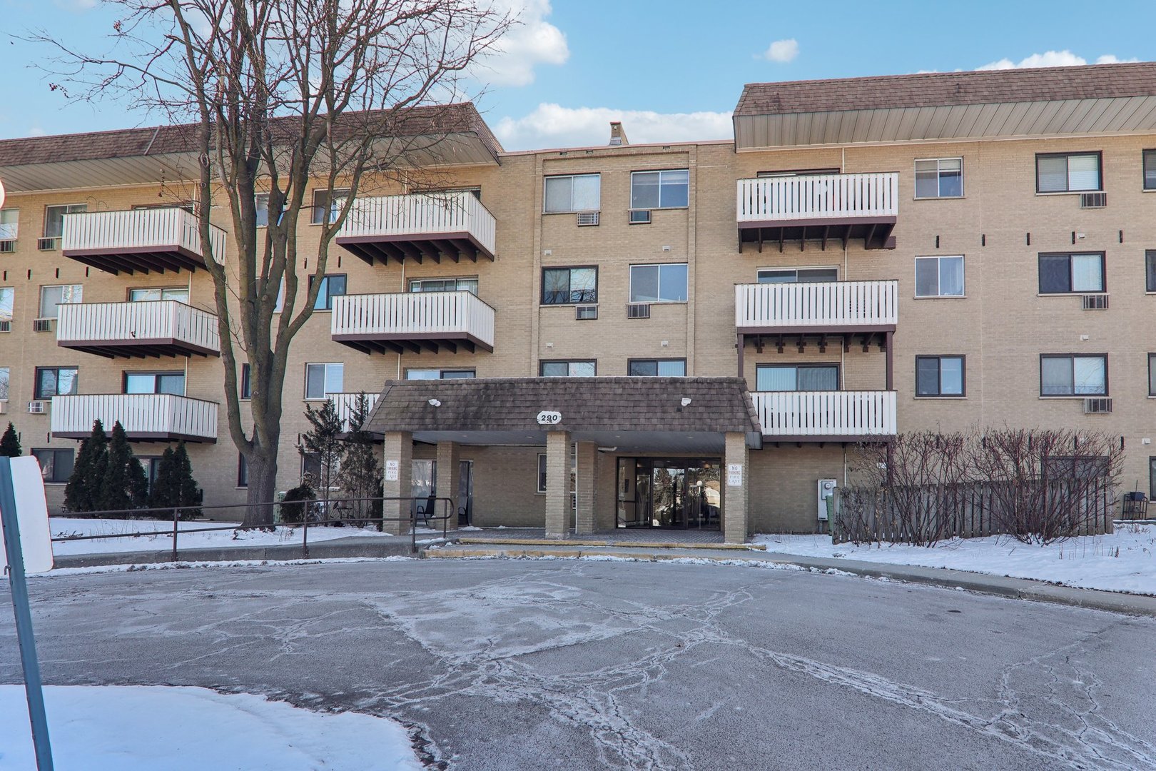 290 North Westgate Road, Unit 407 Mount Prospect, IL 60056 - Photo 1 of 28 Gallery Image 1