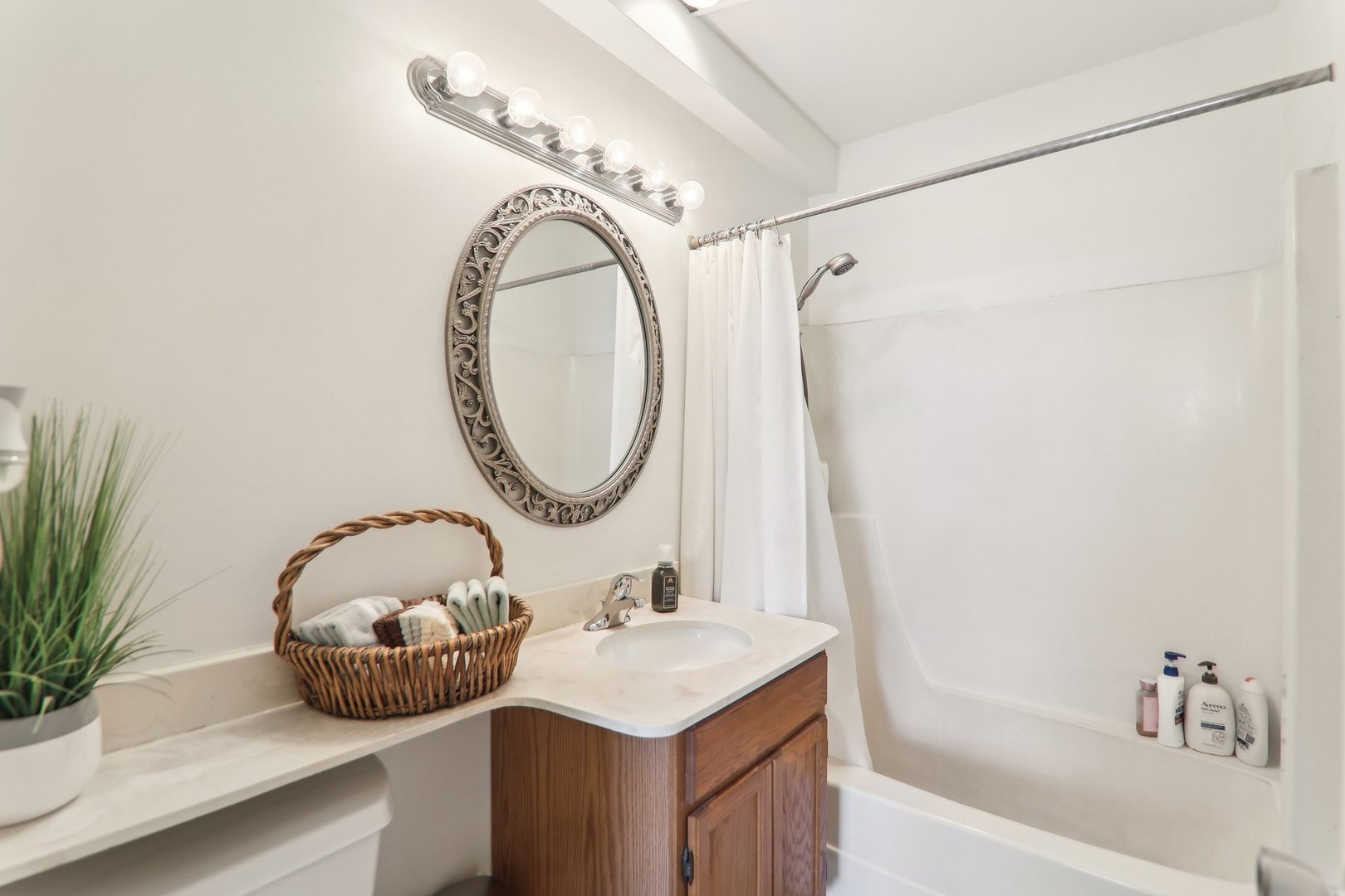 290 North Westgate Road, Unit 407 Mount Prospect, IL 60056 - Photo 14 of 28 Gallery Image 14
