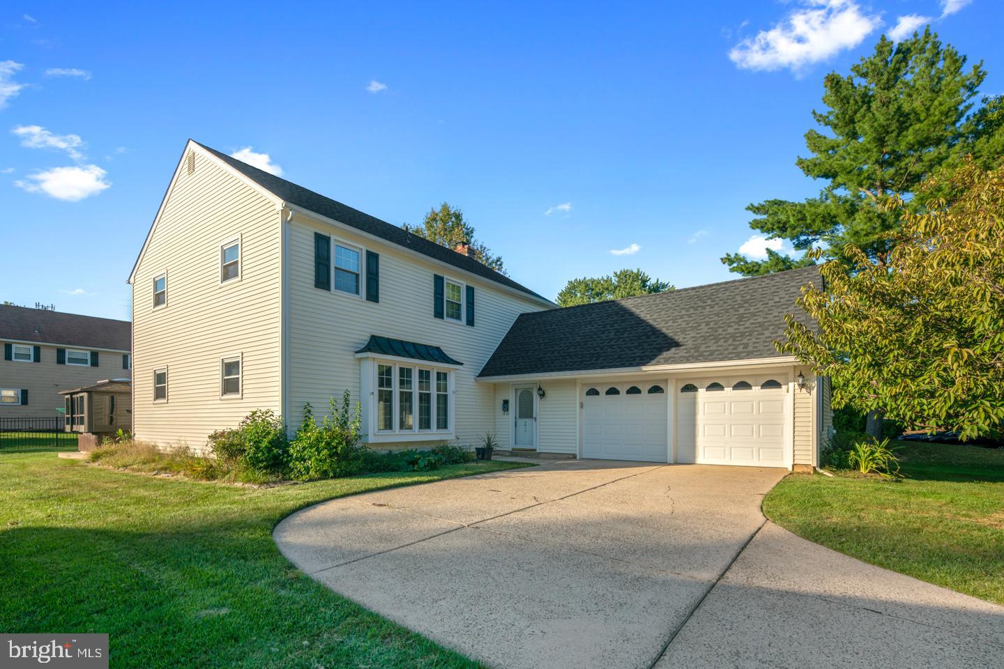 180 Forge Road Delran, NJ 08075 - Photo 2 of 27