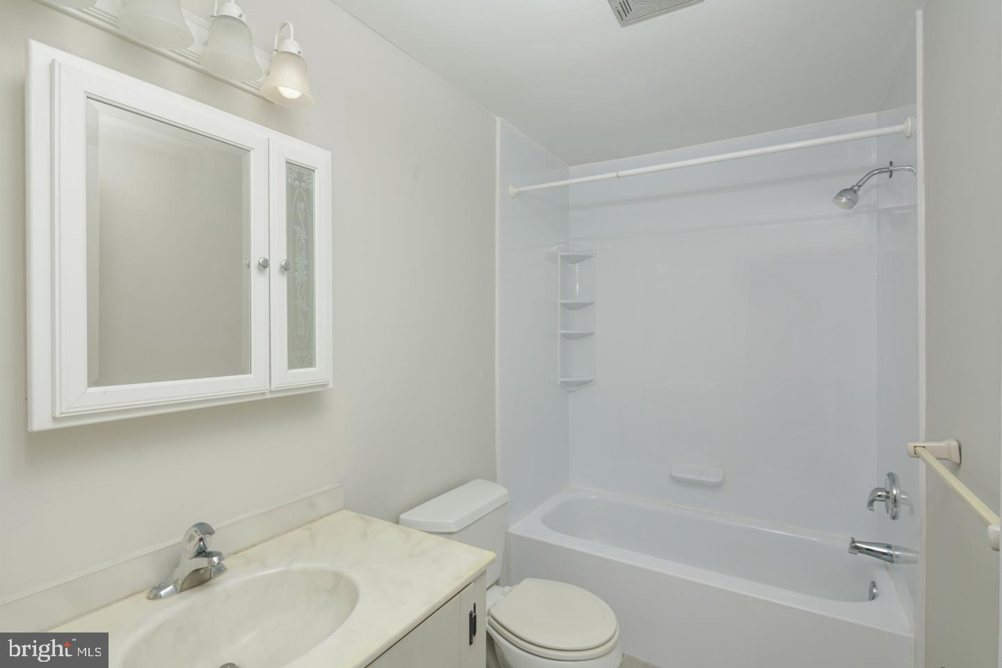 180 Forge Road Delran, NJ 08075 - Photo 16 of 27