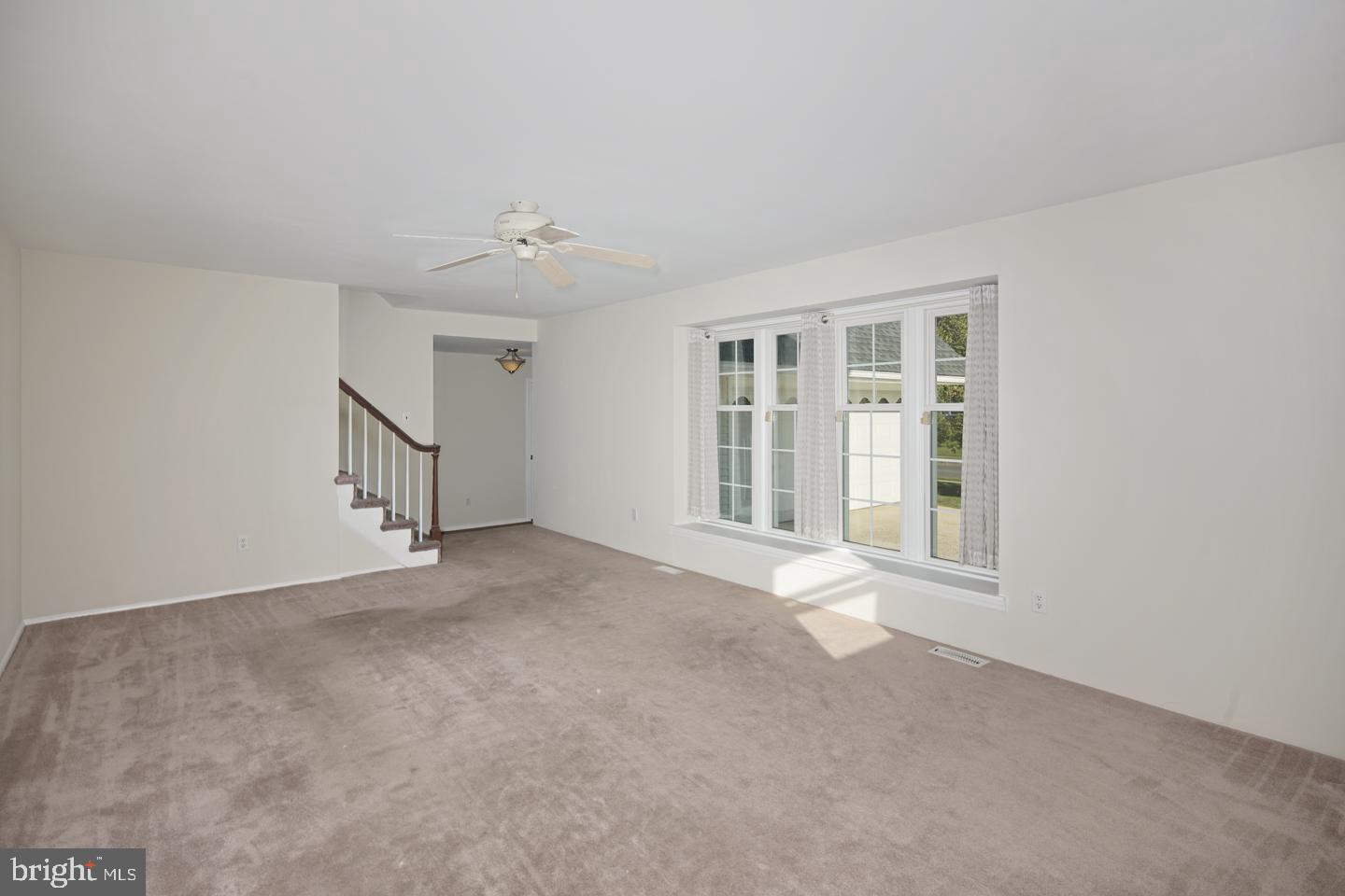 180 Forge Road Delran, NJ 08075 - Photo 3 of 27