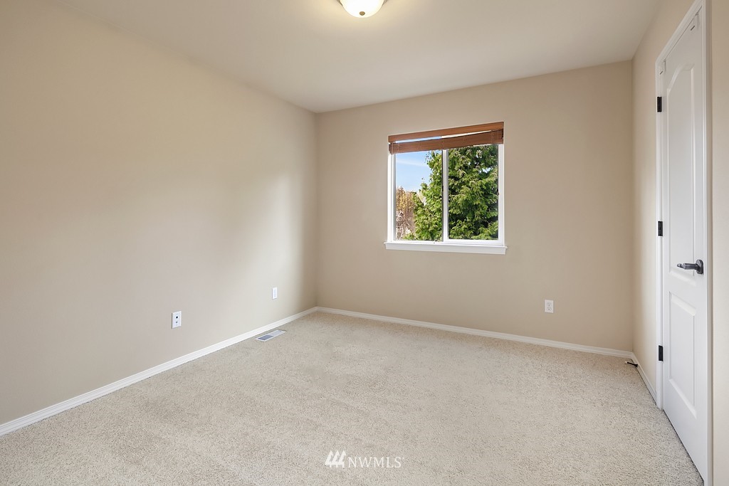 215 196th Place Southwest Bothell, WA 98012 - Photo 20 of 25