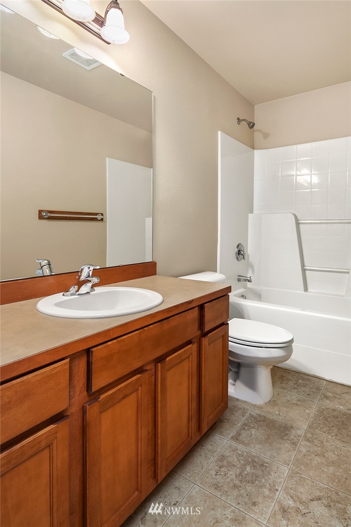 215 196th Place Southwest Bothell, WA 98012 - Photo 22 of 25