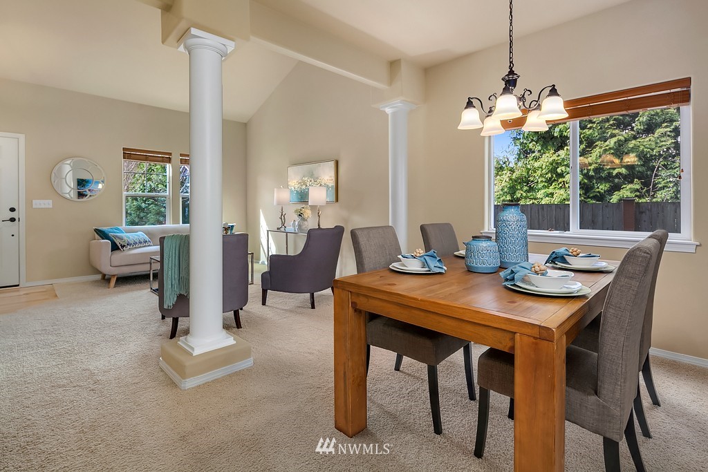 215 196th Place Southwest Bothell, WA 98012 - Photo 7 of 25